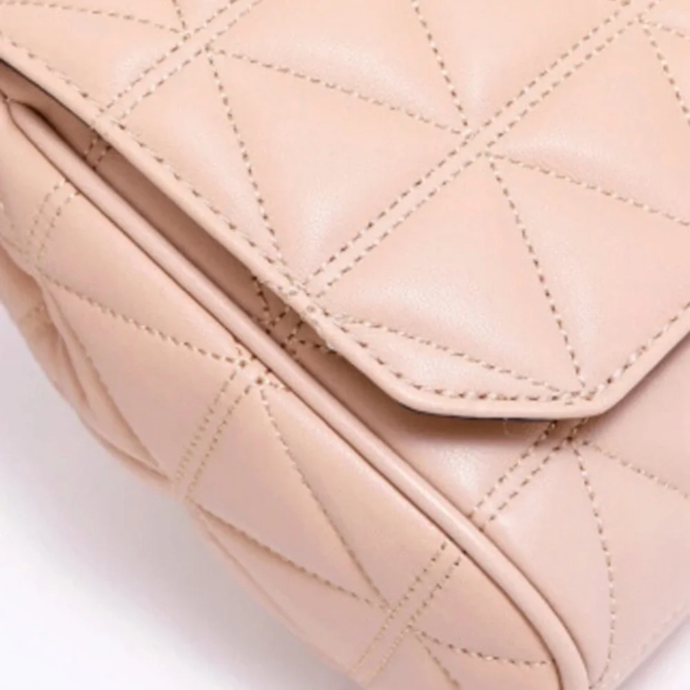 🔥 Michael Kors Leather MD Shoulder Flap Oyster Color - Picture 4 of 13